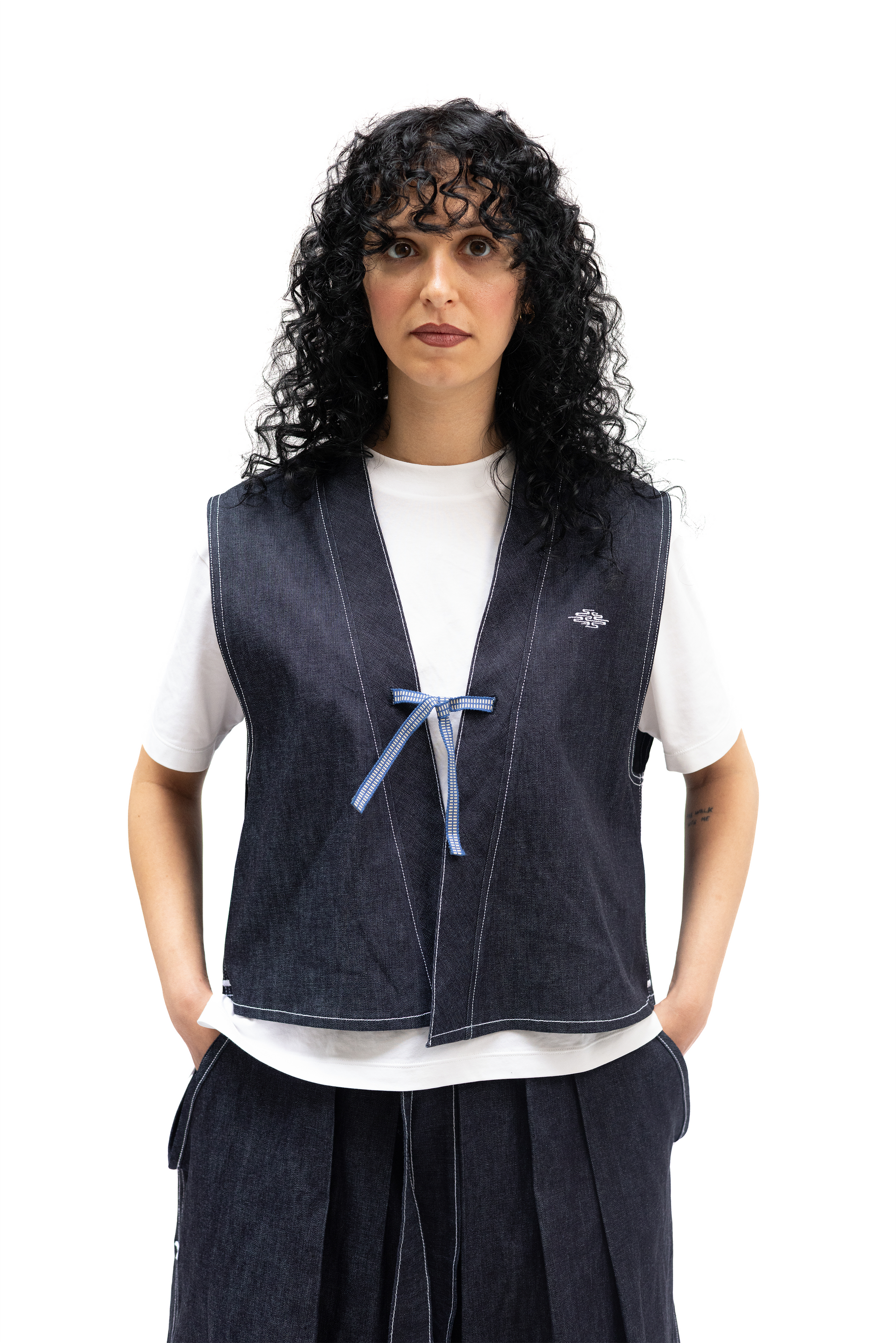 こむぎ Kimono boxy Denim sans manches – Kumo.studio